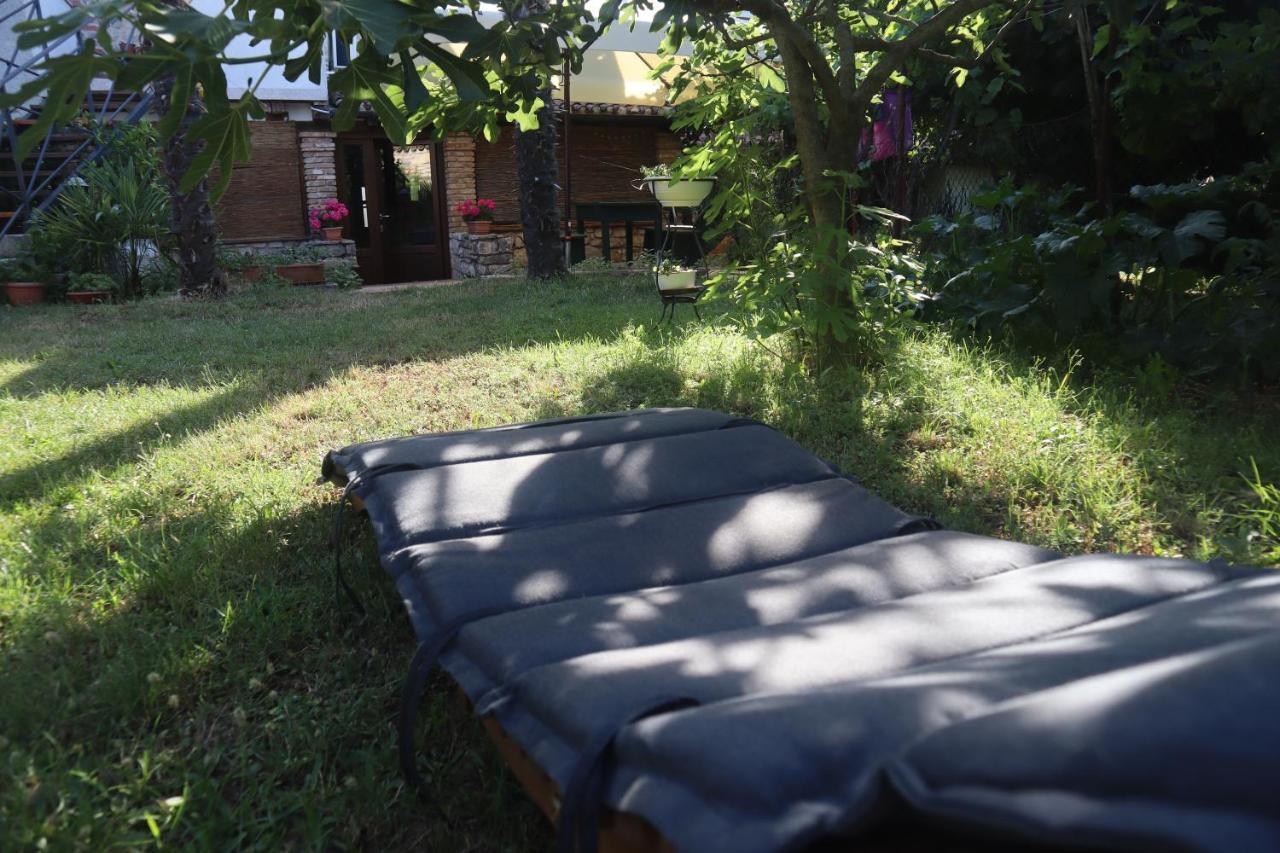 Apartmani Jelena Porec Esterno foto