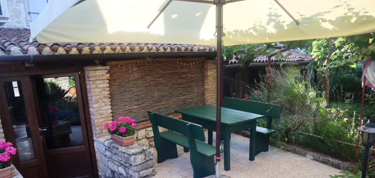 Apartmani Jelena Porec Esterno foto